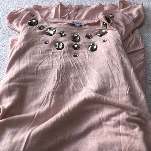 Kismet X-Large pink teeshirt with bling on the front, nice side slits at bottom